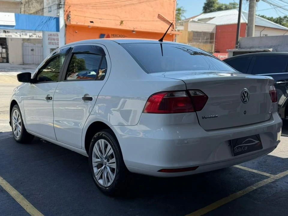 VOLKSWAGEN VOYAGE
