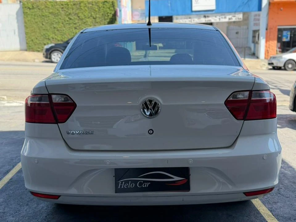 VOLKSWAGEN VOYAGE