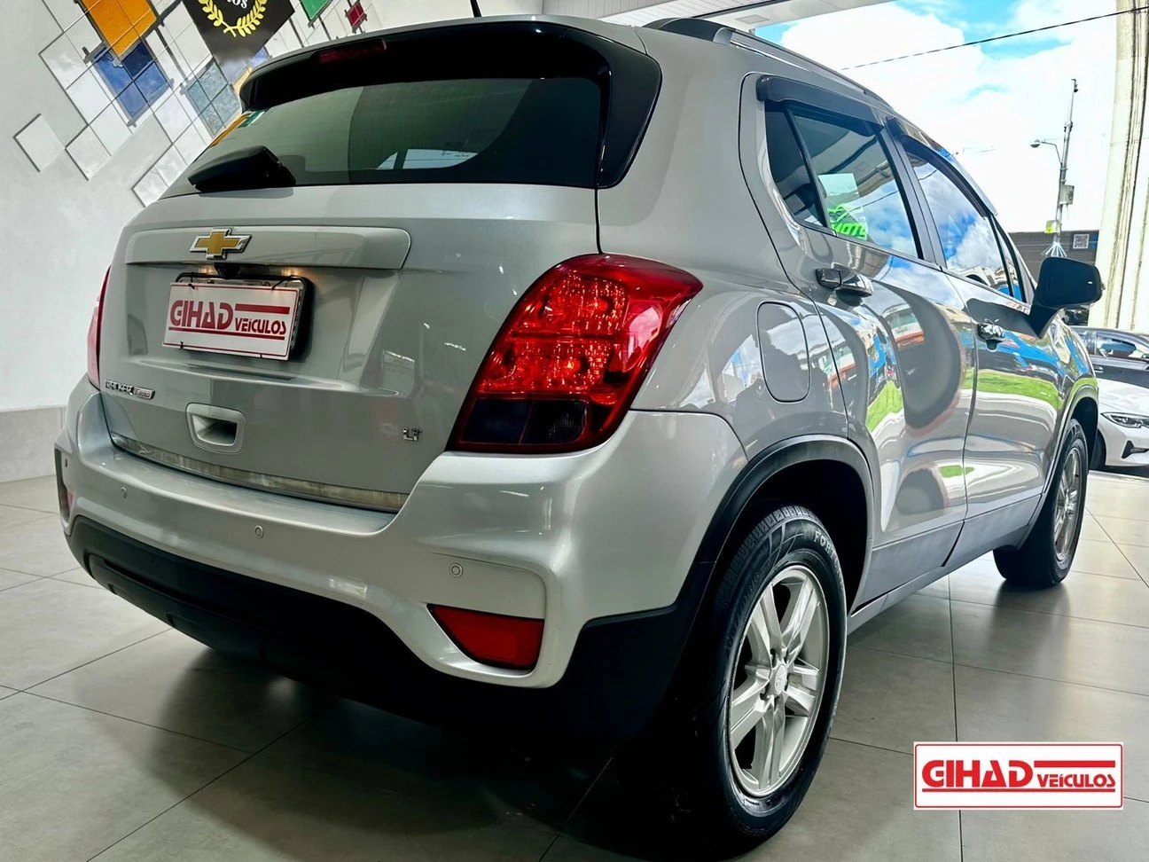 CHEVROLET TRACKER
