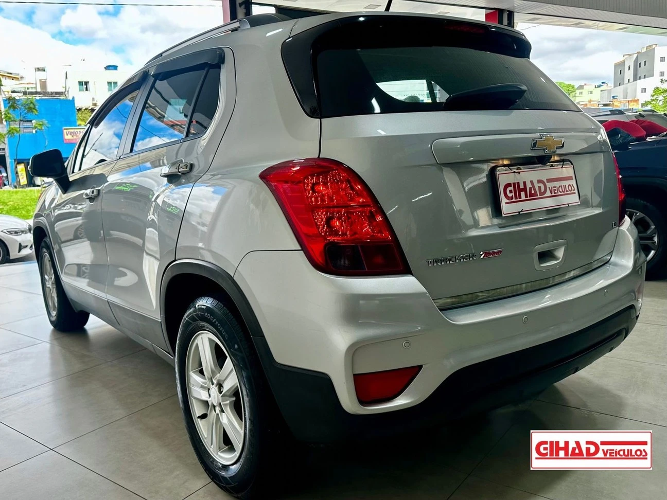 CHEVROLET TRACKER