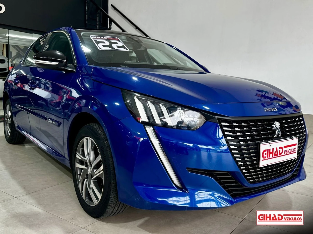 PEUGEOT 208
