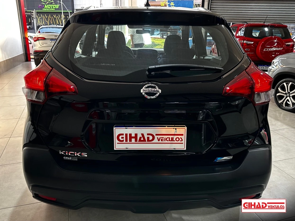 NISSAN KICKS