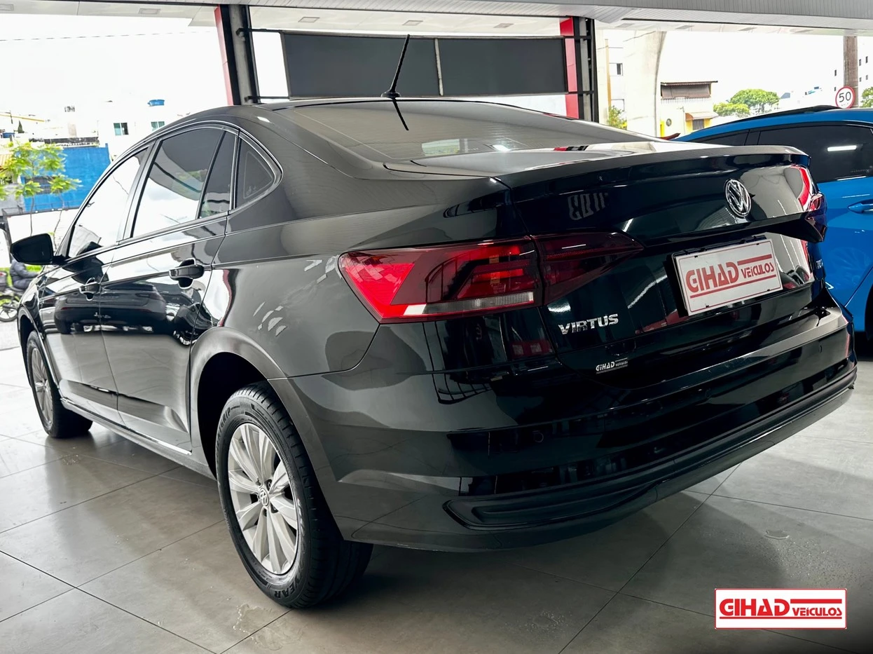 VOLKSWAGEN VIRTUS