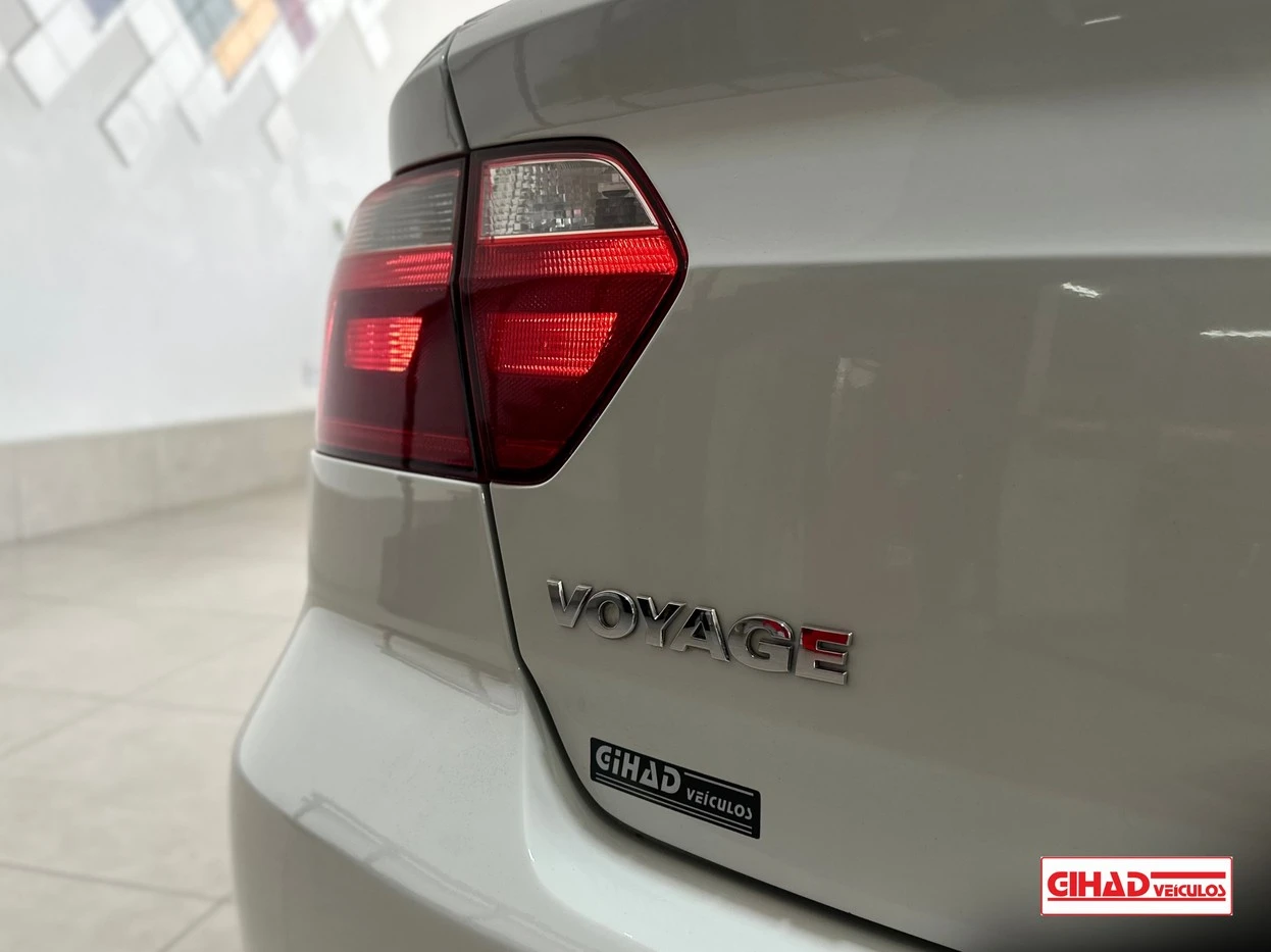 VOLKSWAGEN VOYAGE