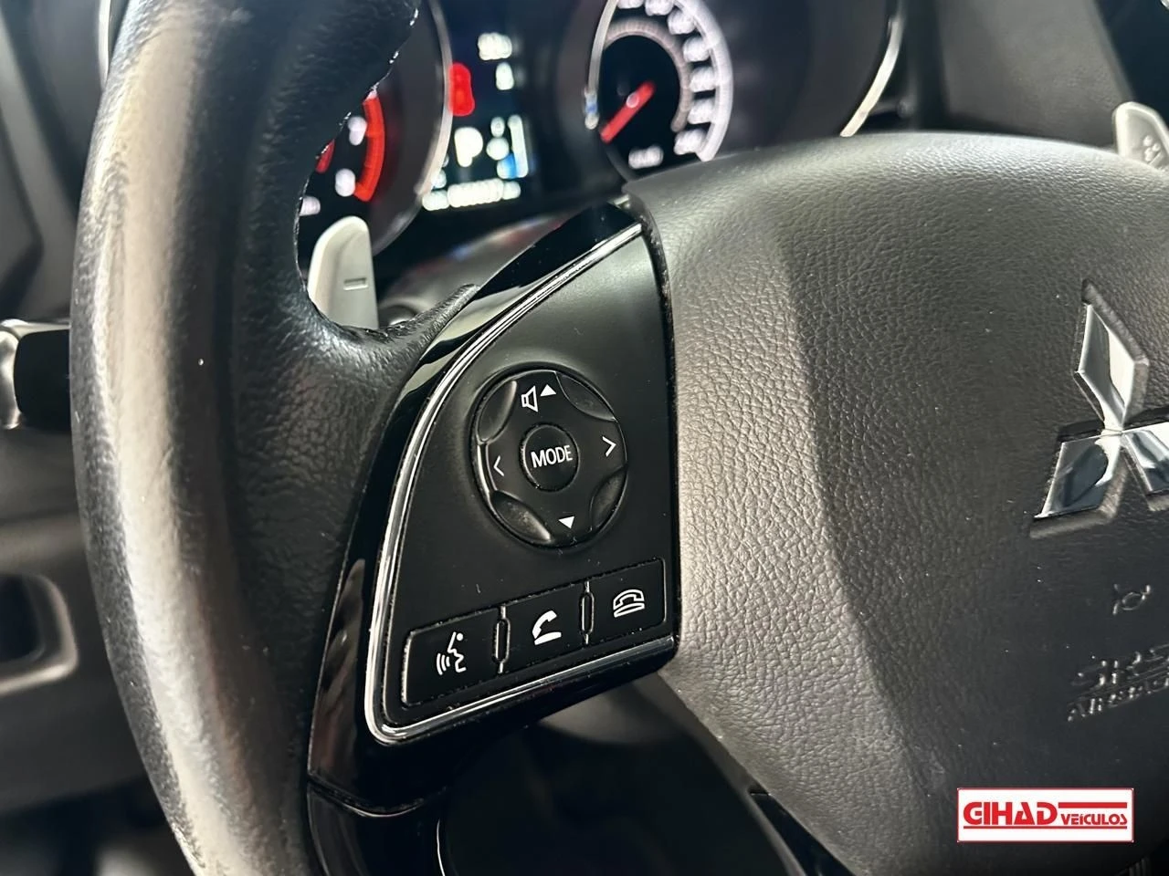 MITSUBISHI OUTLANDER SPORT