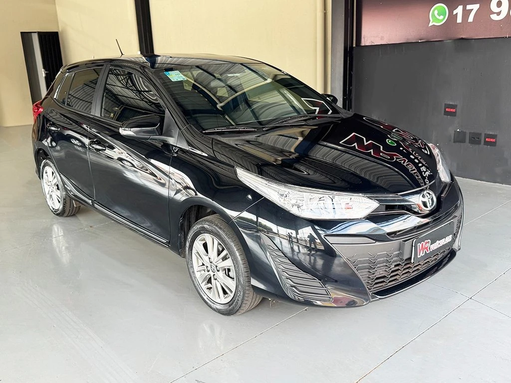 TOYOTA YARIS