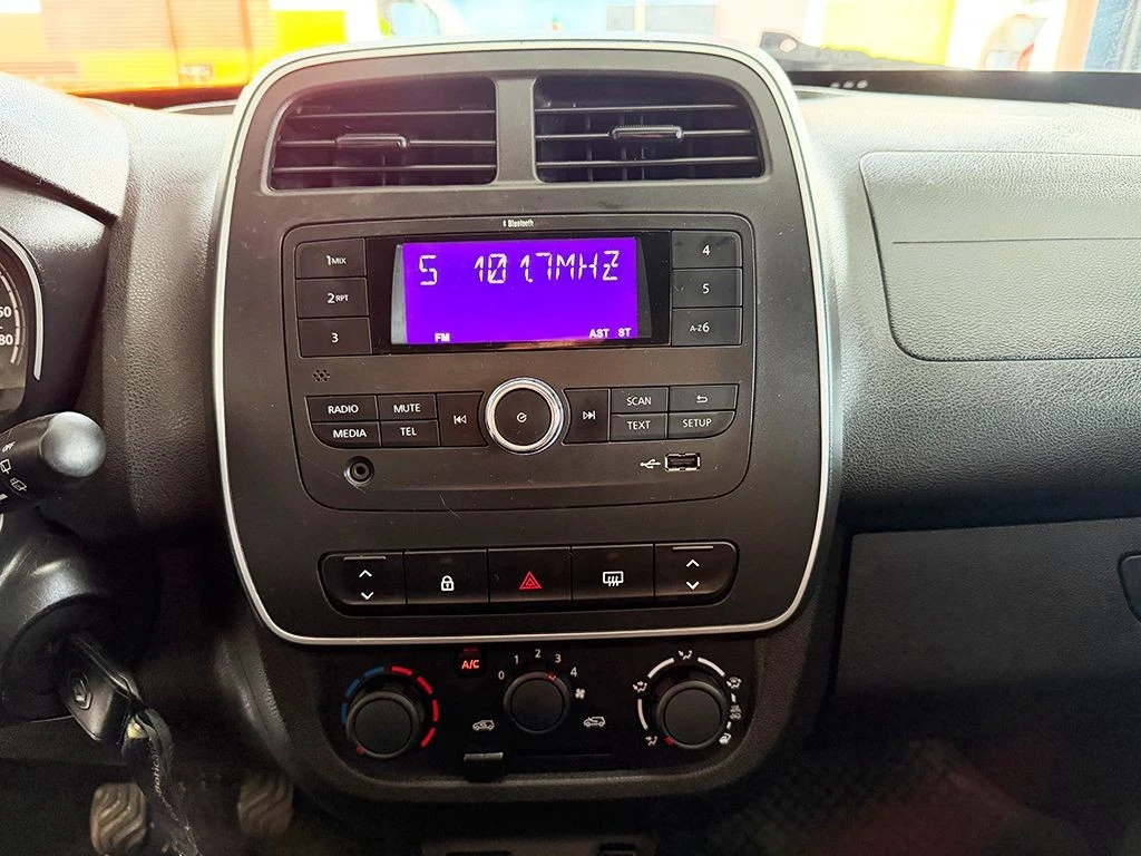 RENAULT KWID