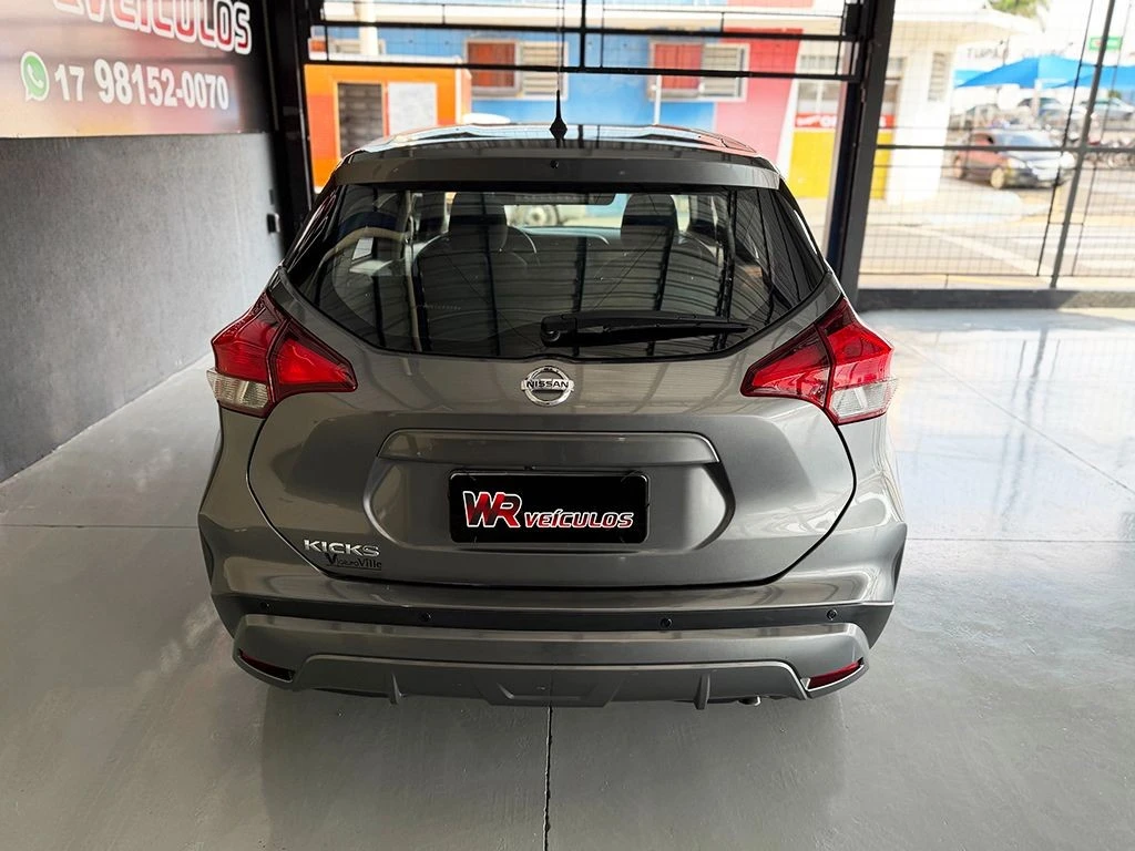 NISSAN KICKS