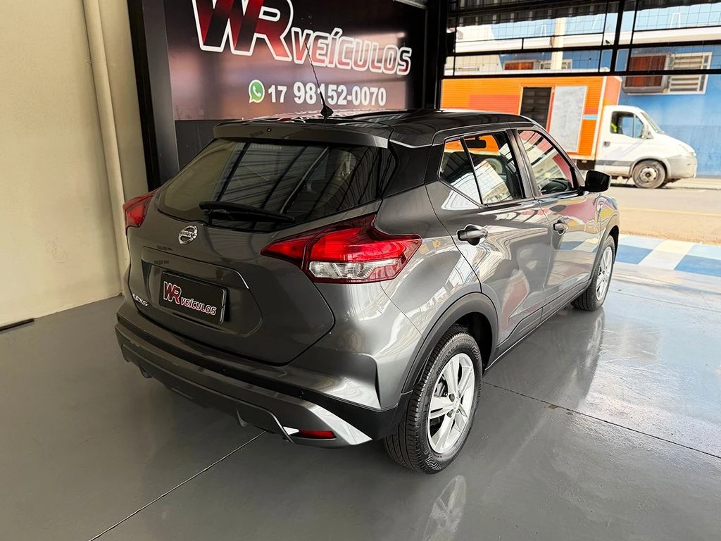 NISSAN KICKS