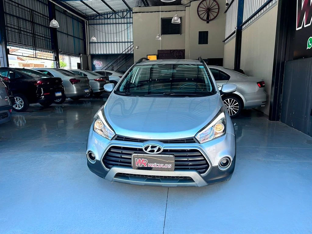 HYUNDAI HB20X