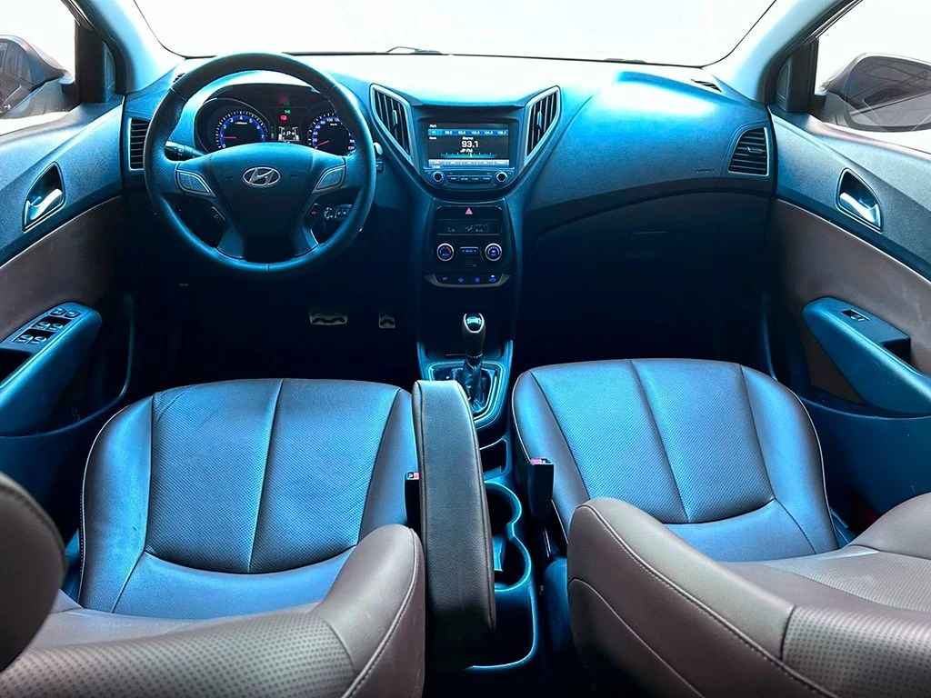 HYUNDAI HB20X