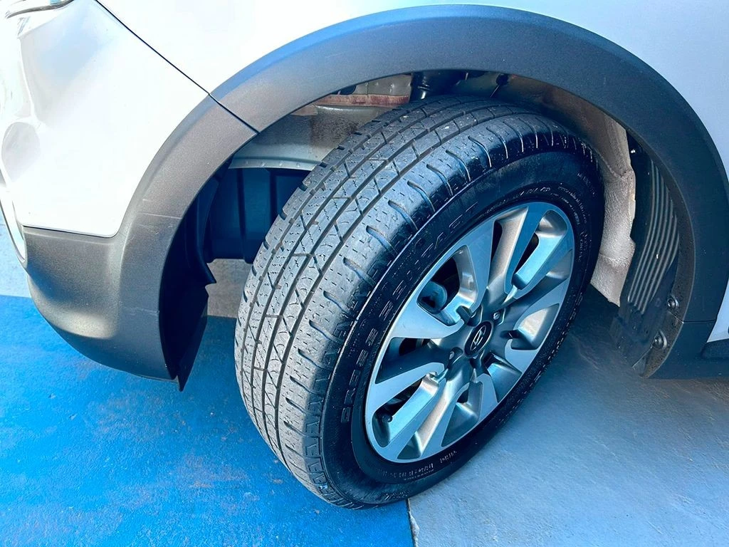 HYUNDAI HB20X
