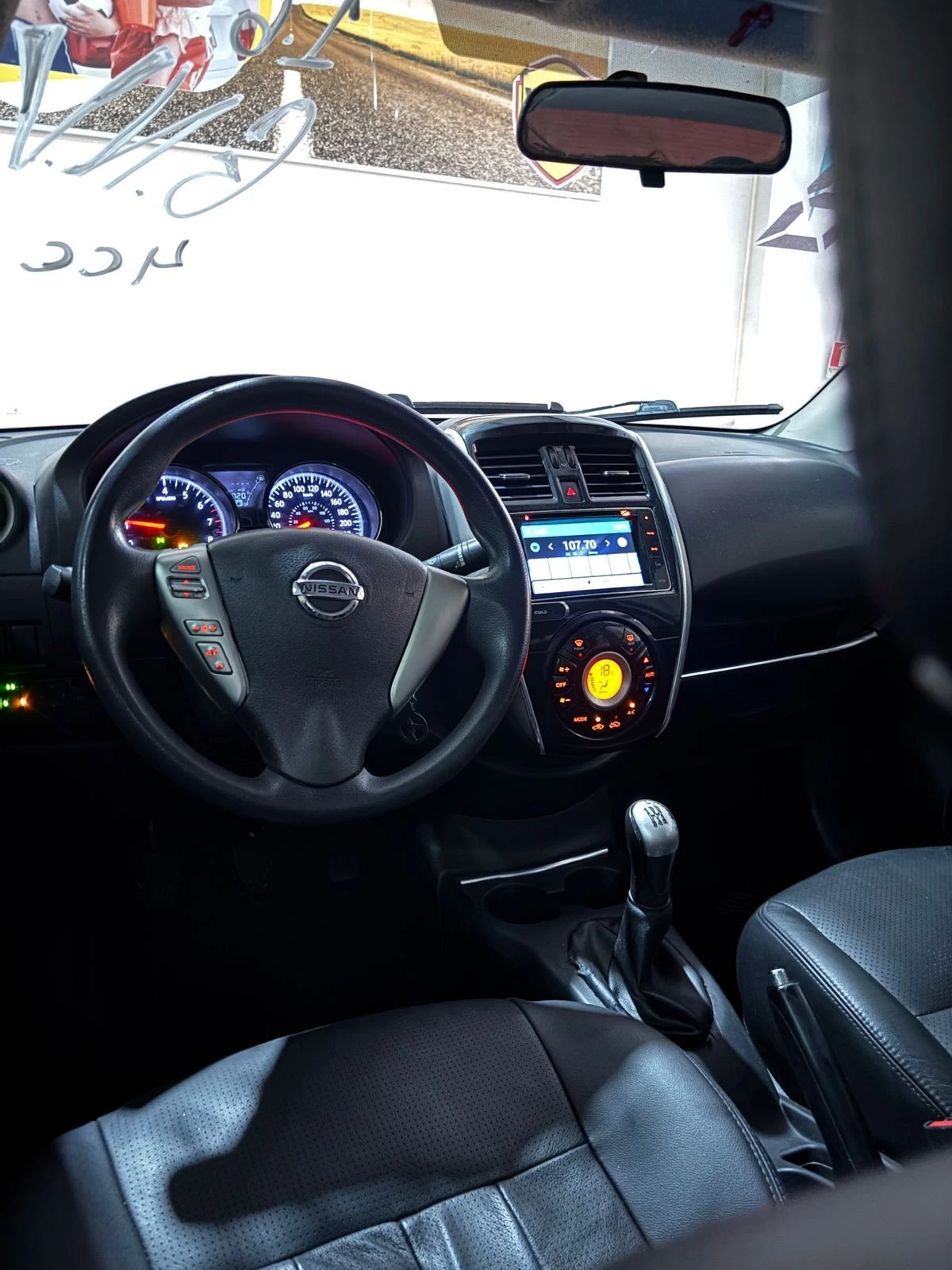 NISSAN VERSA