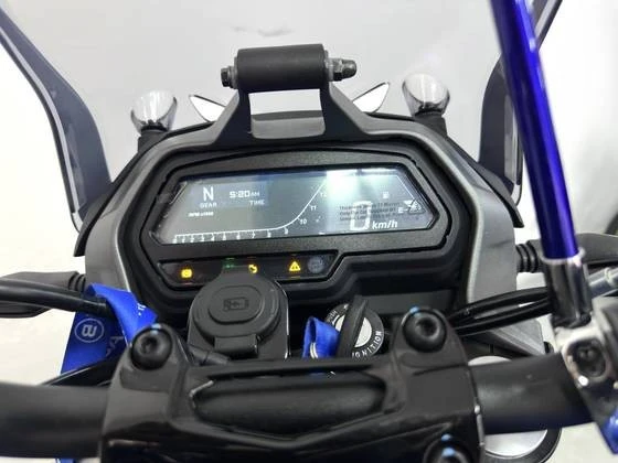 BAJAJ DOMINAR 400