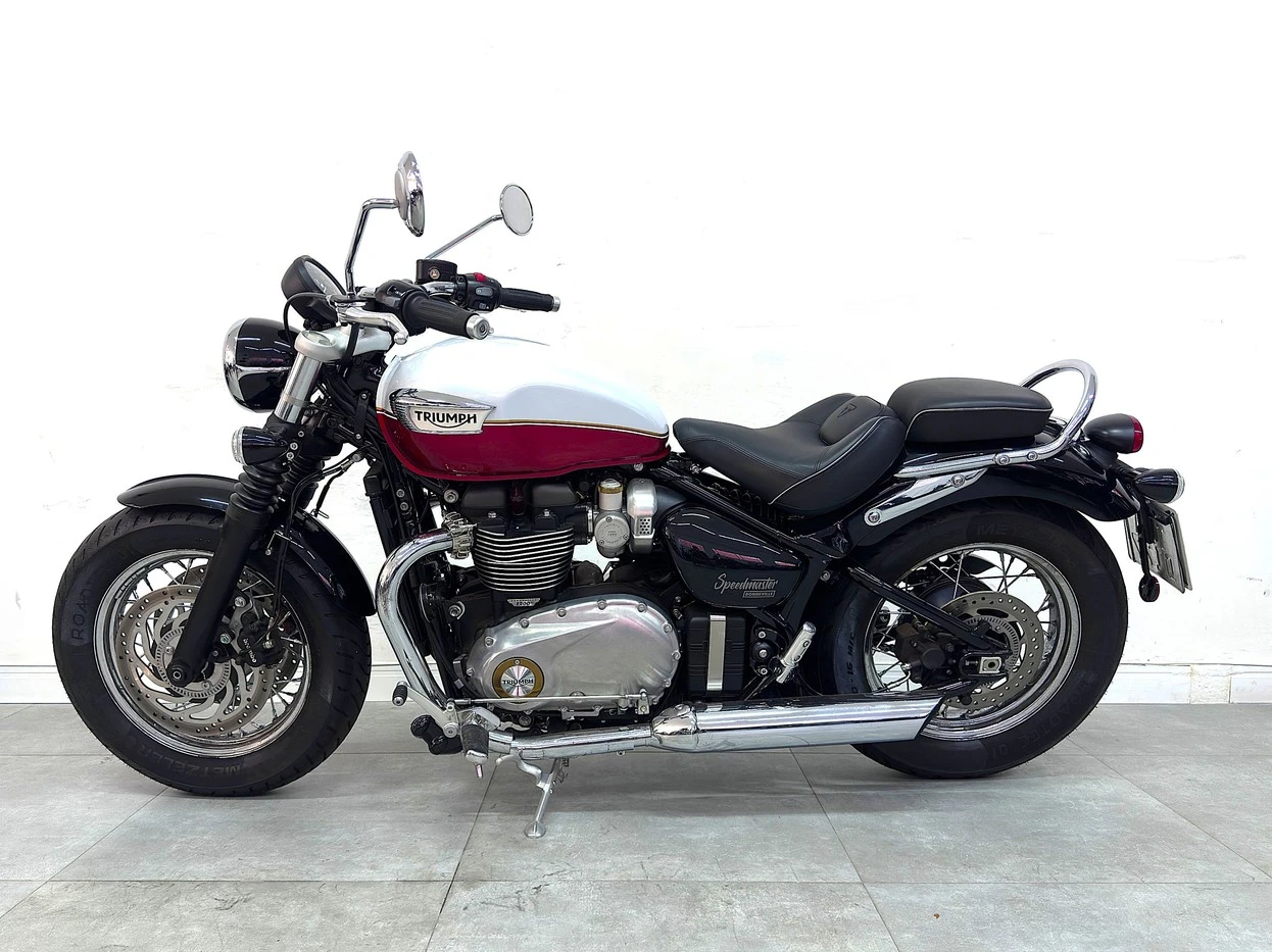 TRIUMPH BONNEVILLE SPEEDMASTER