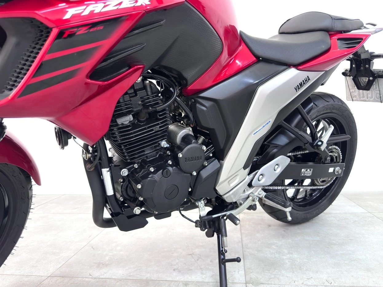 YAMAHA FZ25 FAZER ABS