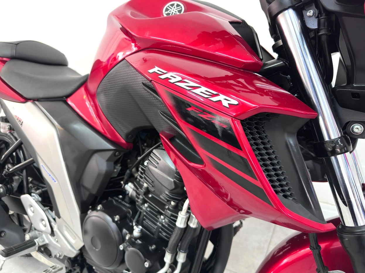 YAMAHA FZ25 FAZER ABS