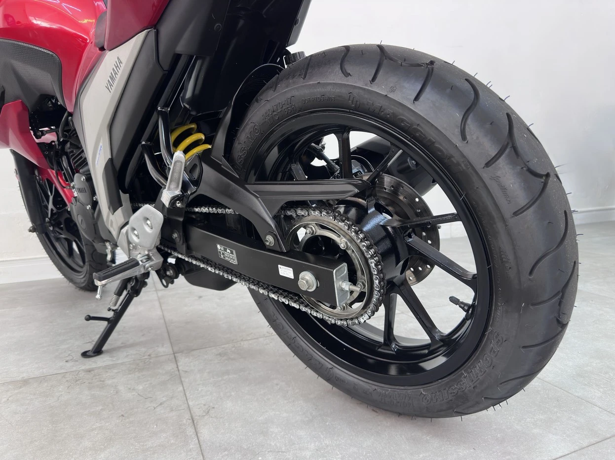 YAMAHA FZ25 FAZER ABS