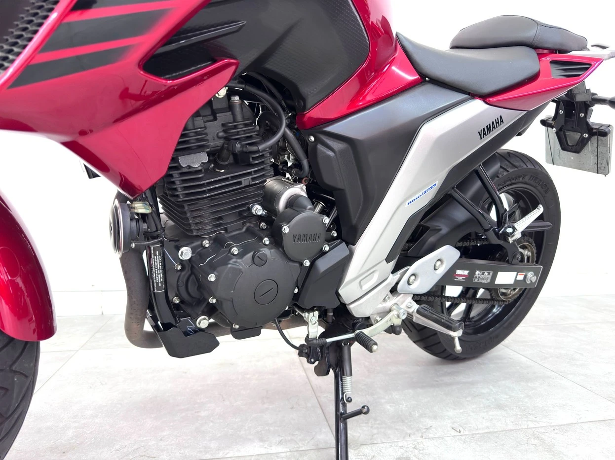 YAMAHA FZ25 FAZER ABS