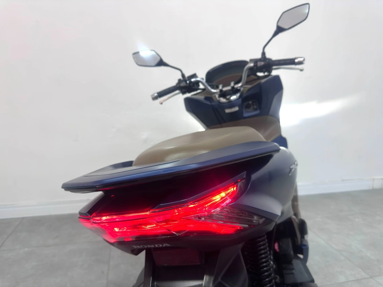 HONDA PCX 160 DLX