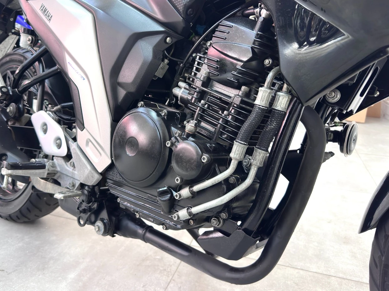 YAMAHA FZ25 FAZER ABS