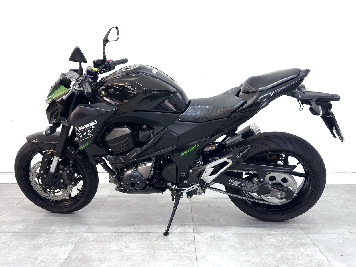 KAWASAKI Z800