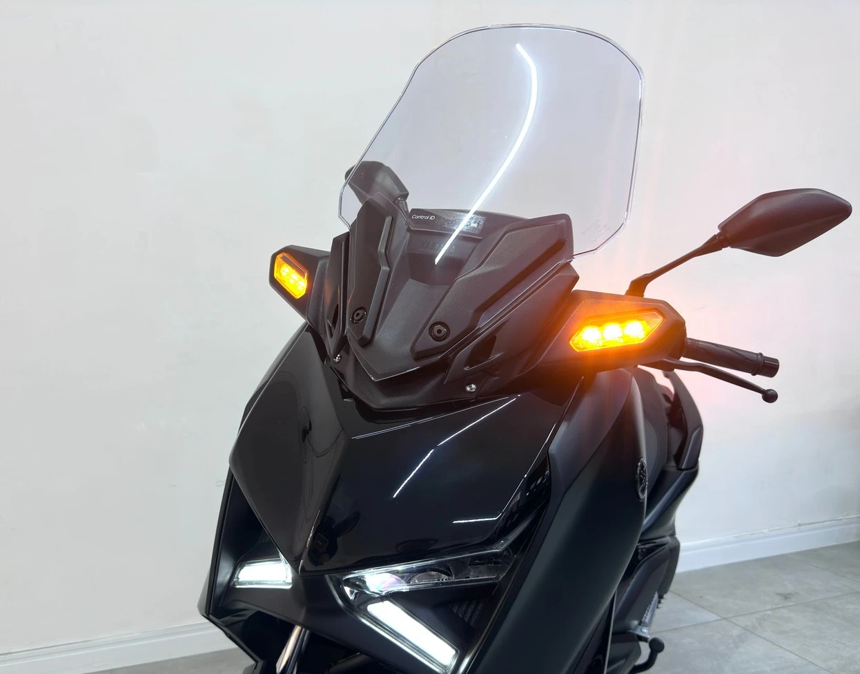 YAMAHA XMAX 250 CONNECTED ABS