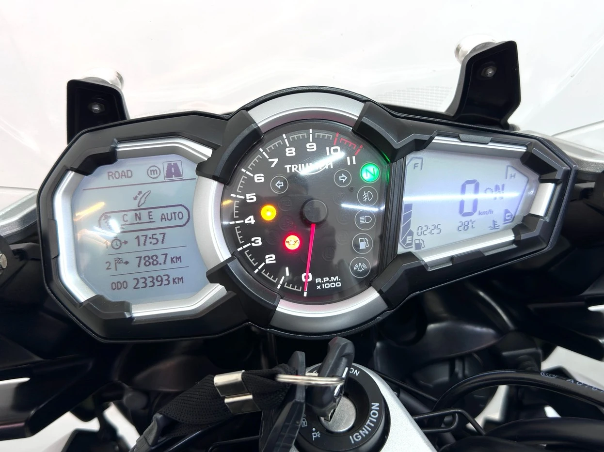 TRIUMPH TIGER EXPLORER XCA