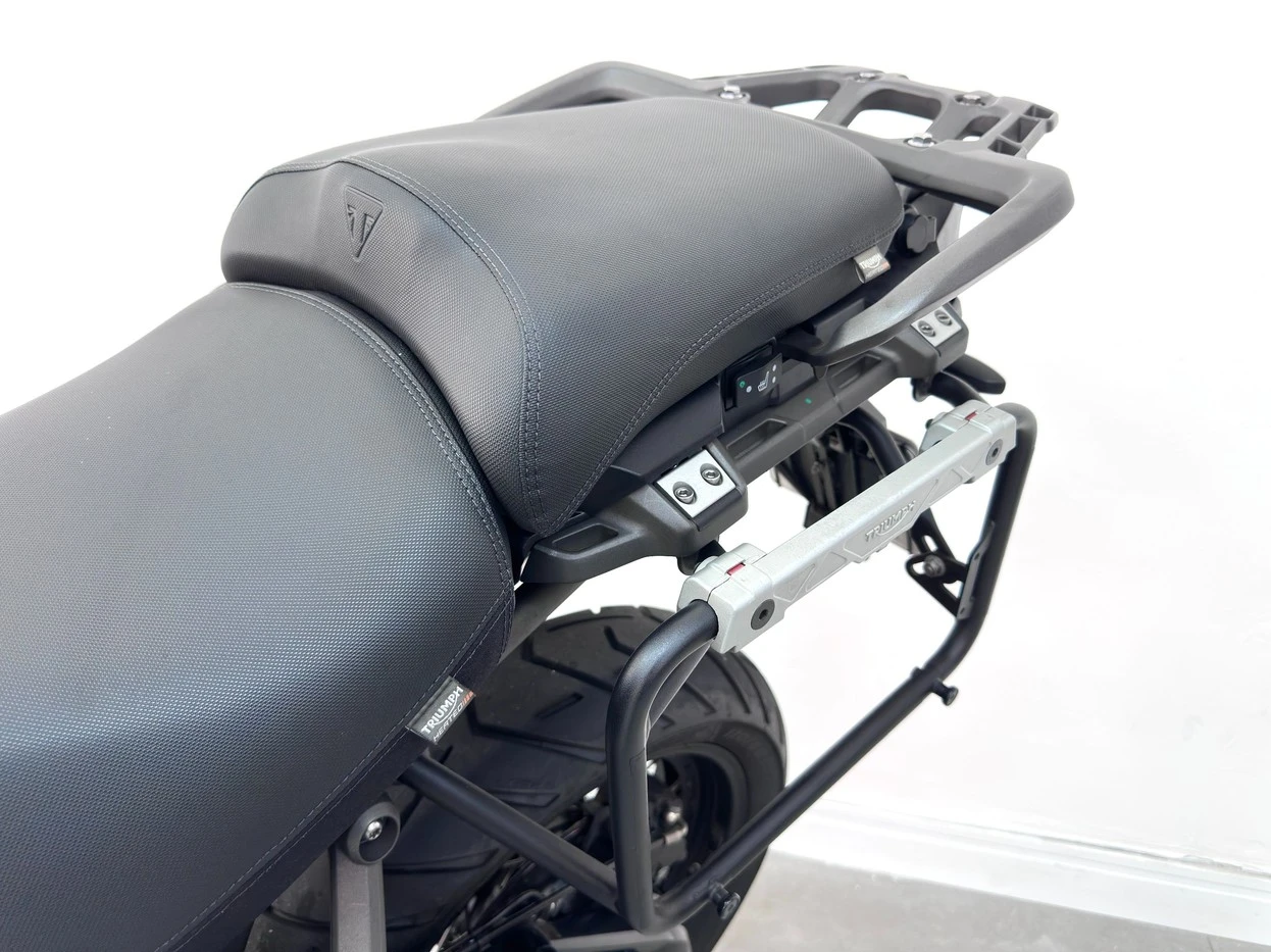 TRIUMPH TIGER EXPLORER XCA