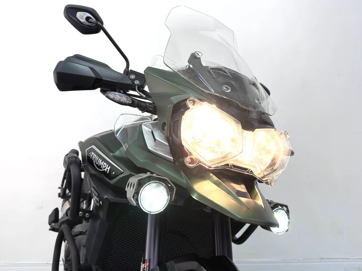 TRIUMPH TIGER EXPLORER XCA