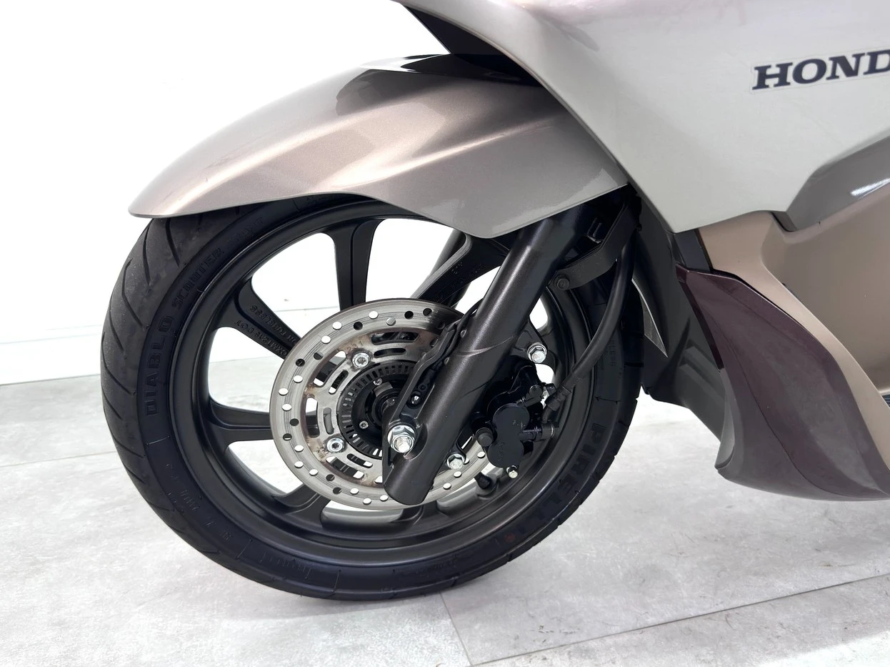 HONDA PCX 150 DLX