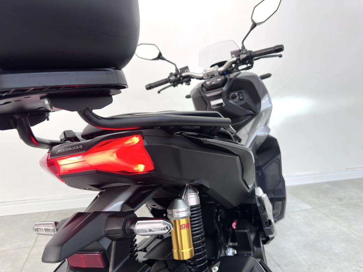 HONDA ADV 150