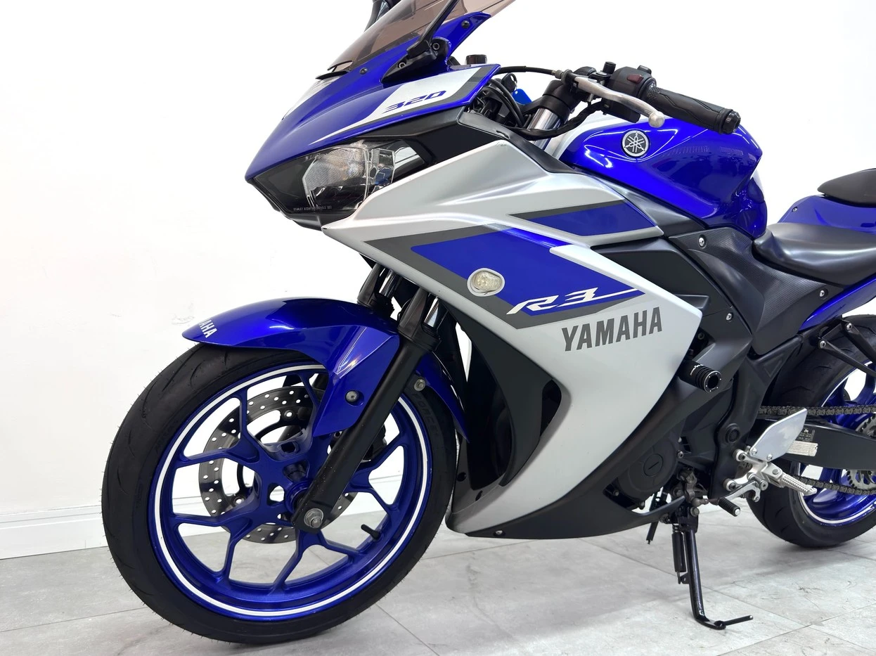 YAMAHA YZF R3 ABS