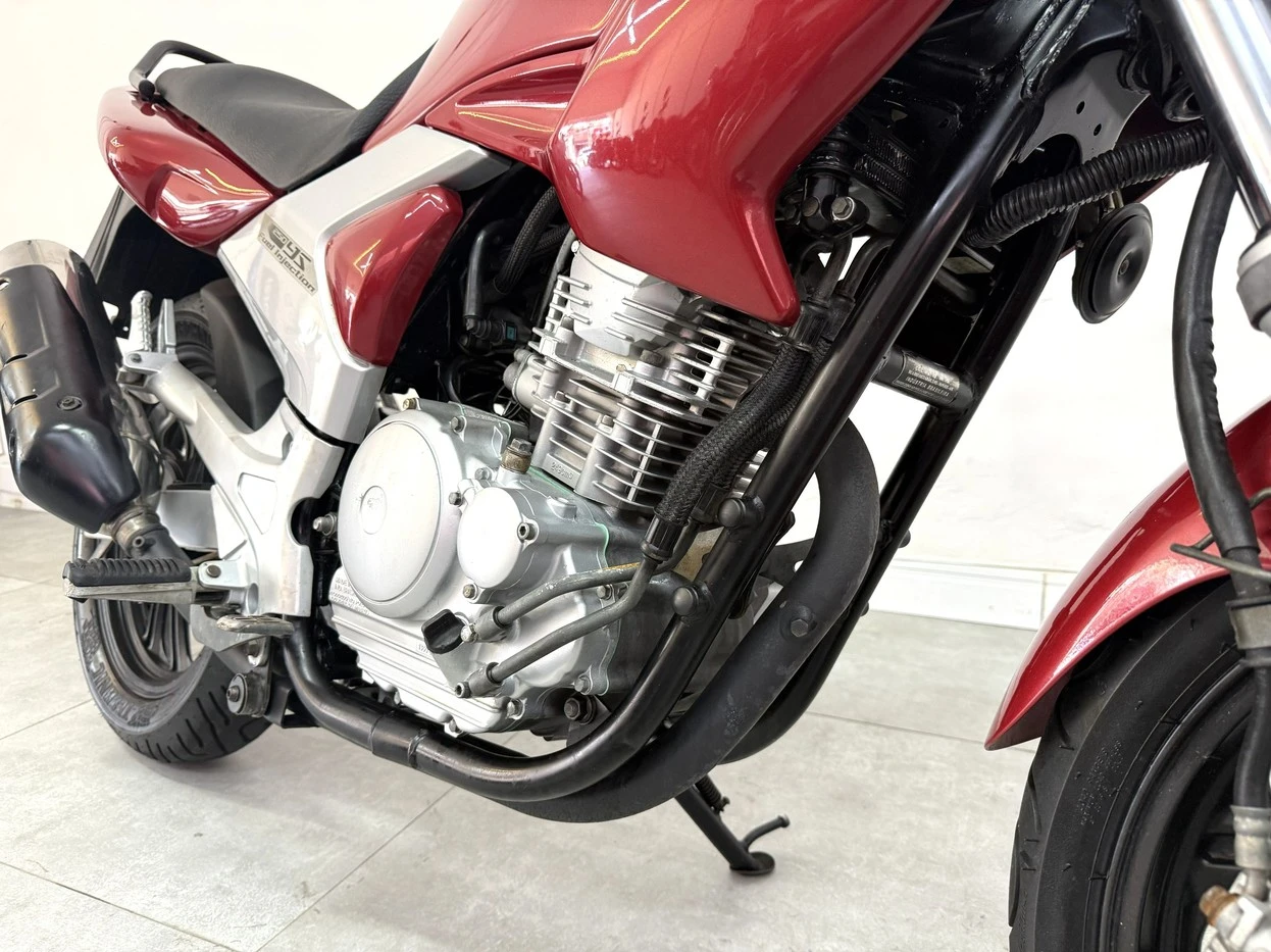 YAMAHA FAZER YS 250