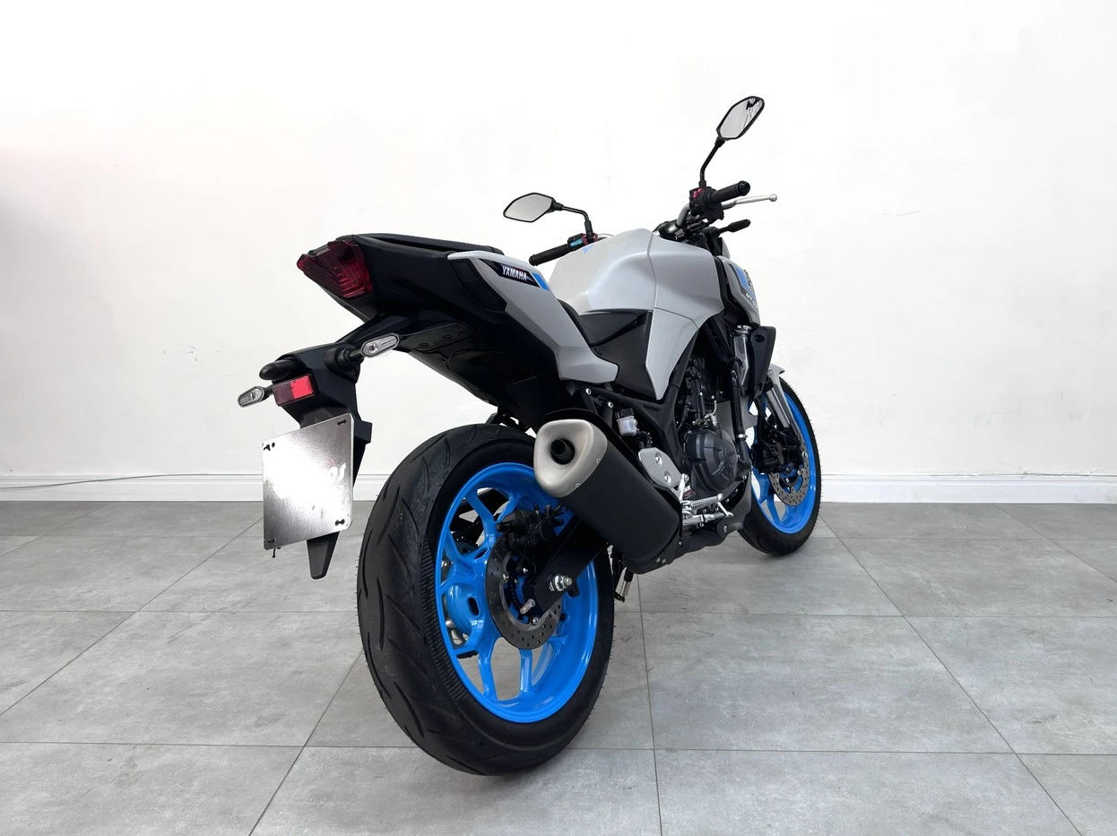 YAMAHA MT-03 CONNECTED ABS