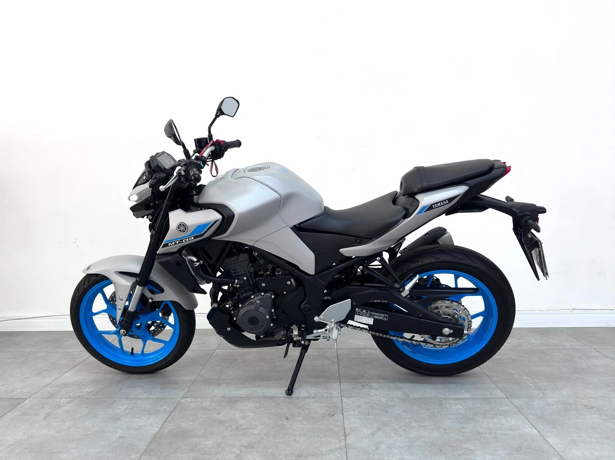 YAMAHA MT-03 CONNECTED ABS