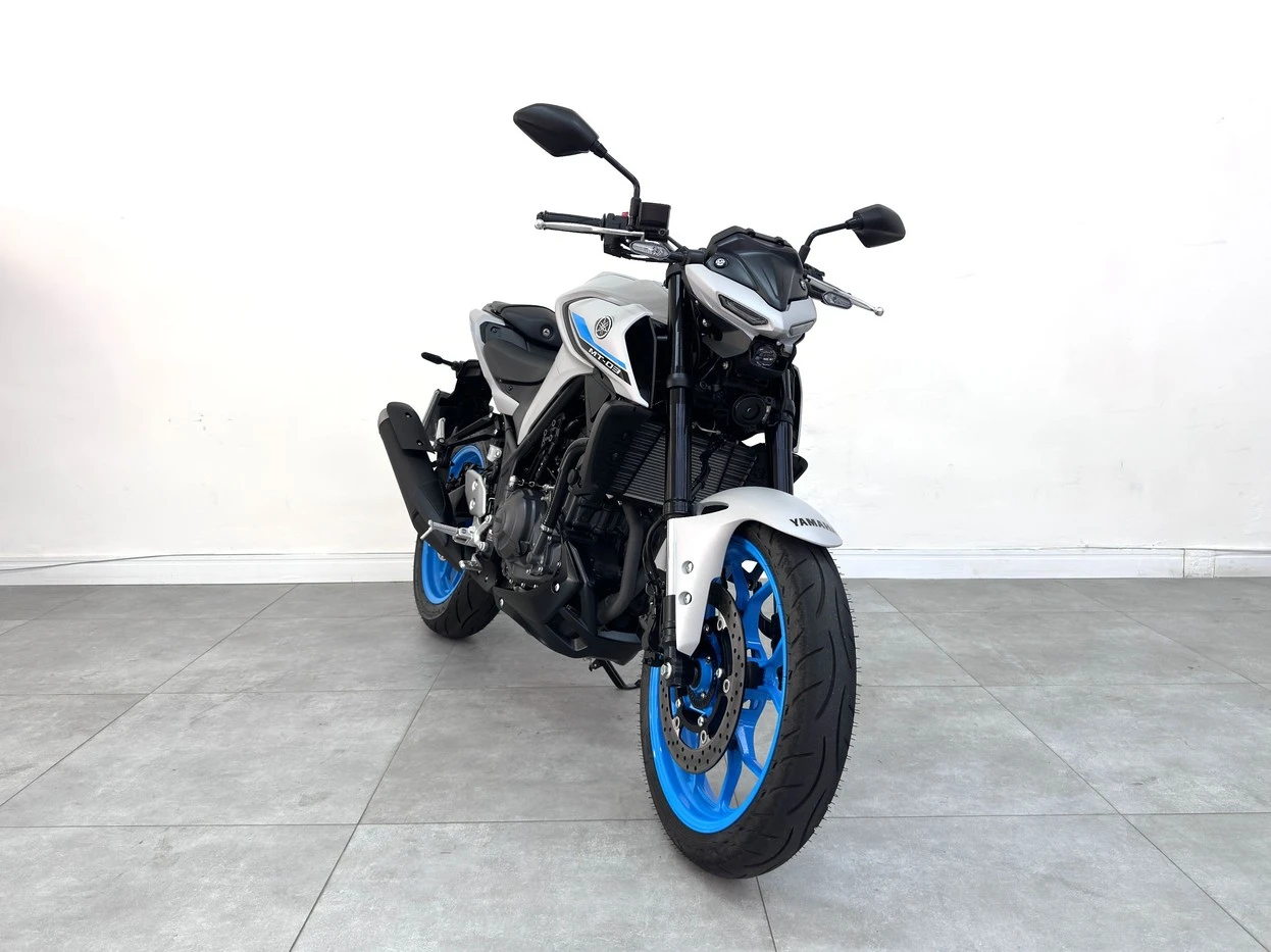 YAMAHA MT-03 CONNECTED ABS
