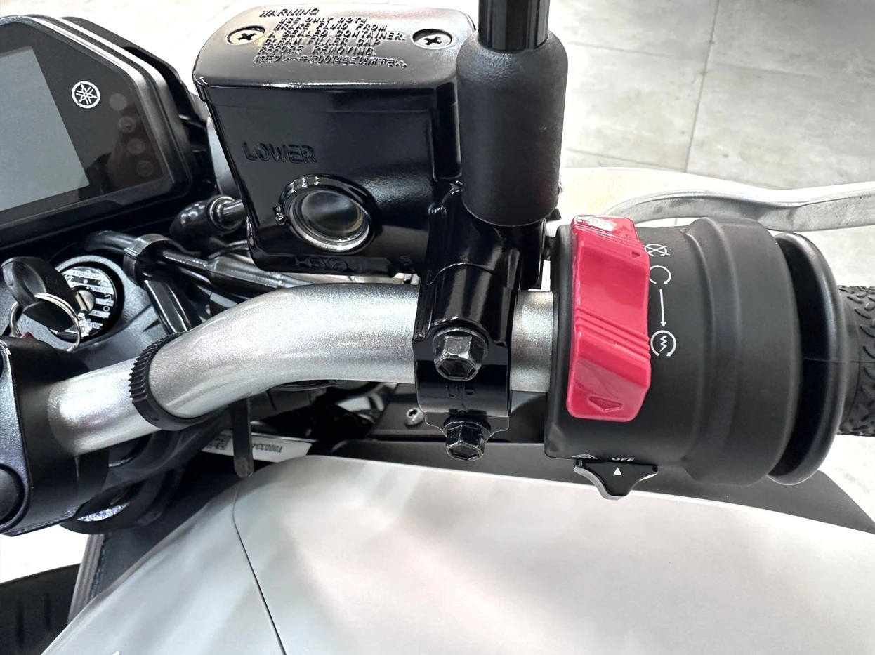 YAMAHA MT-03 CONNECTED ABS