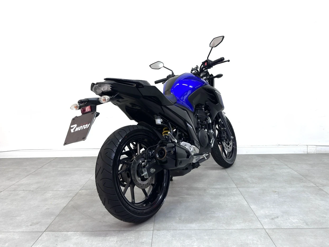 YAMAHA FZ25 FAZER ABS
