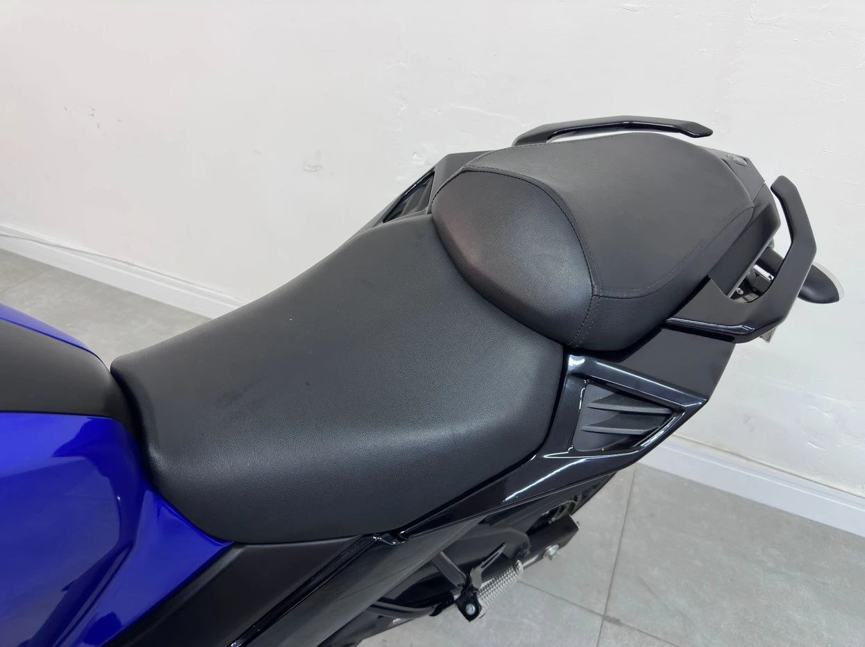 YAMAHA FZ25 FAZER ABS