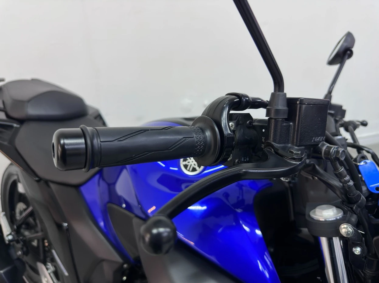 YAMAHA FZ25 FAZER ABS