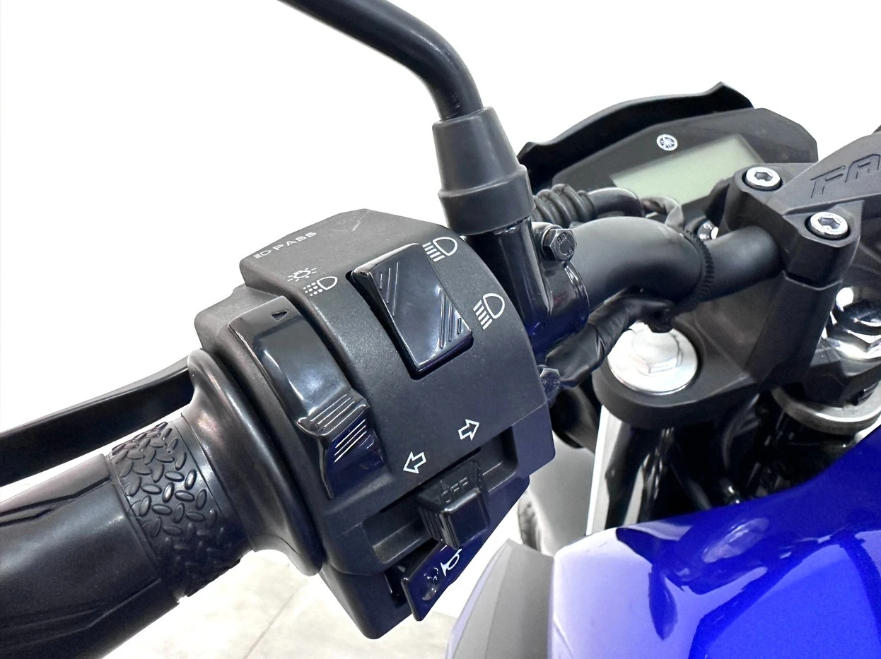 YAMAHA FZ25 FAZER ABS