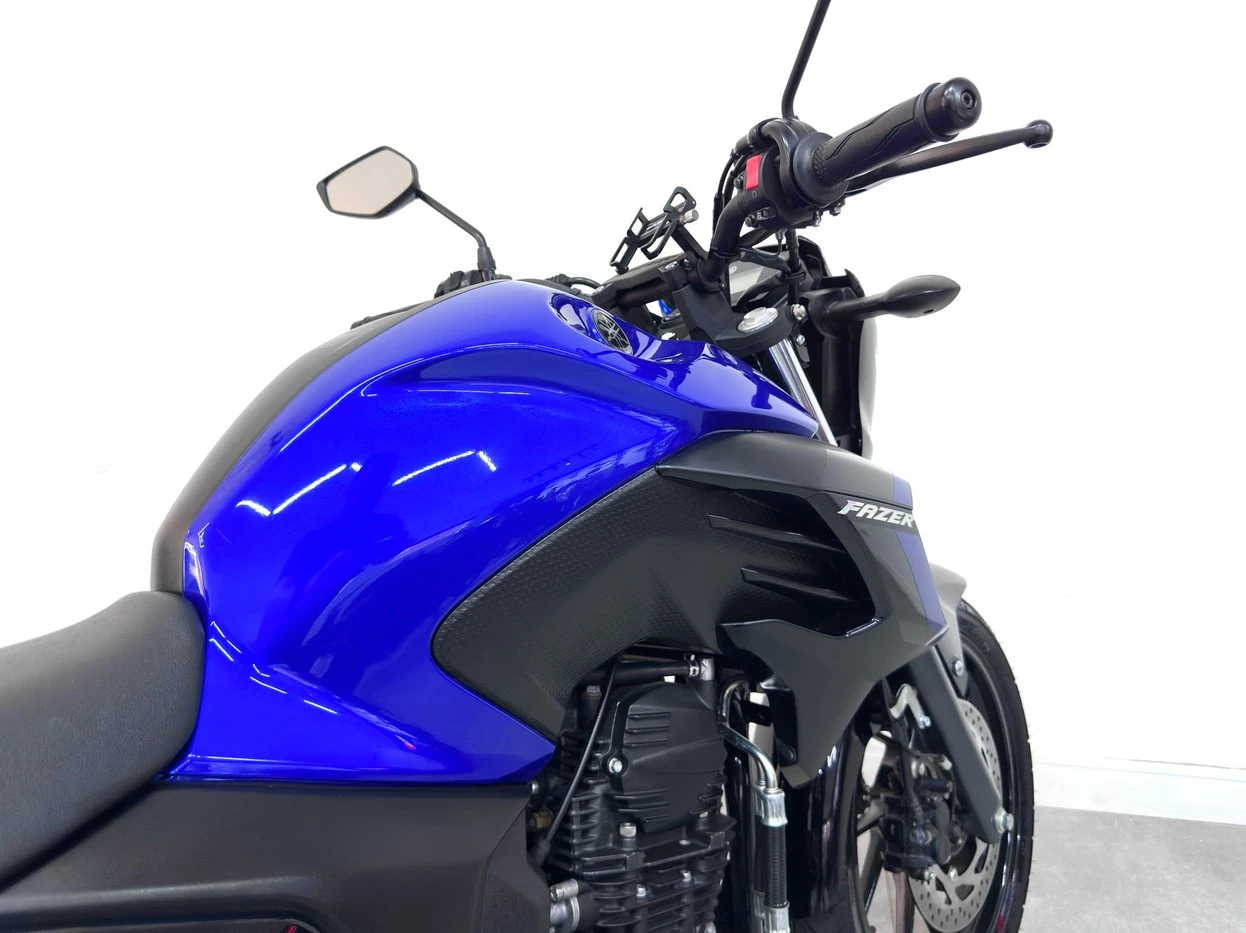 YAMAHA FZ25 FAZER ABS