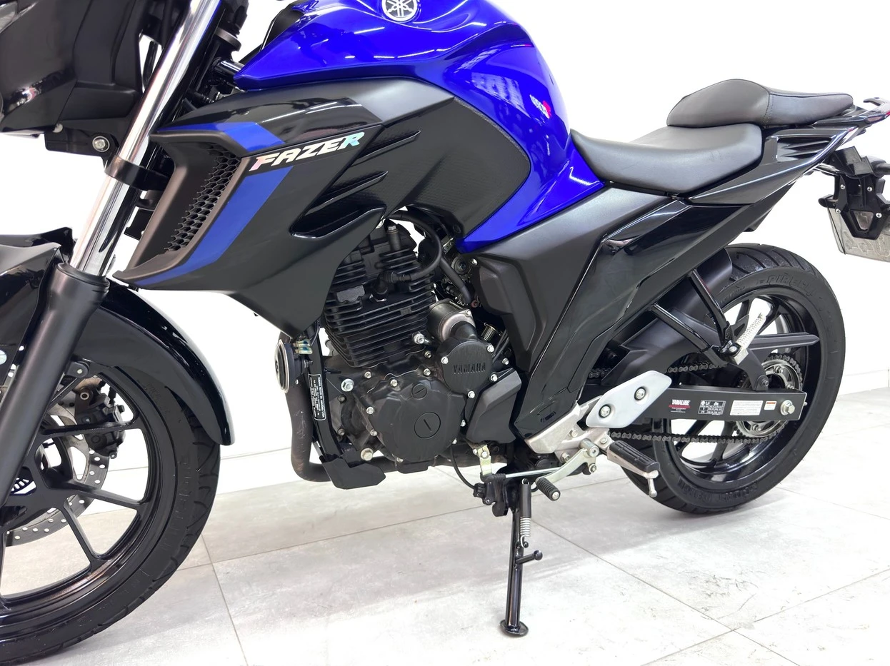 YAMAHA FZ25 FAZER ABS