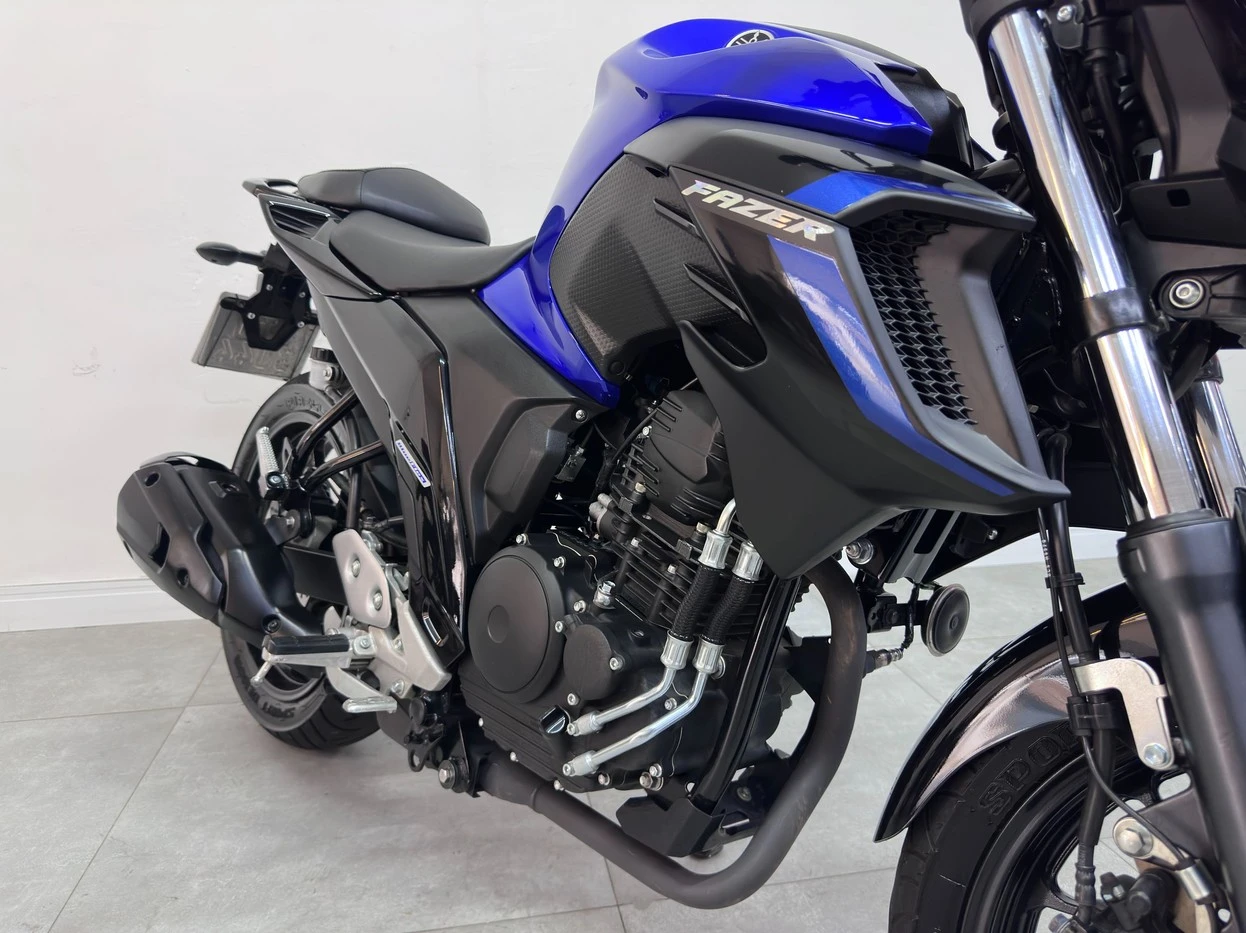 YAMAHA FZ25 FAZER ABS