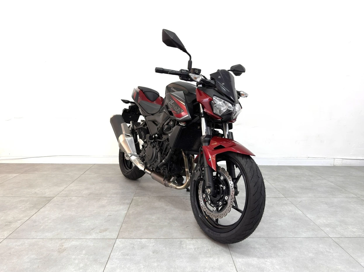 KAWASAKI Z400