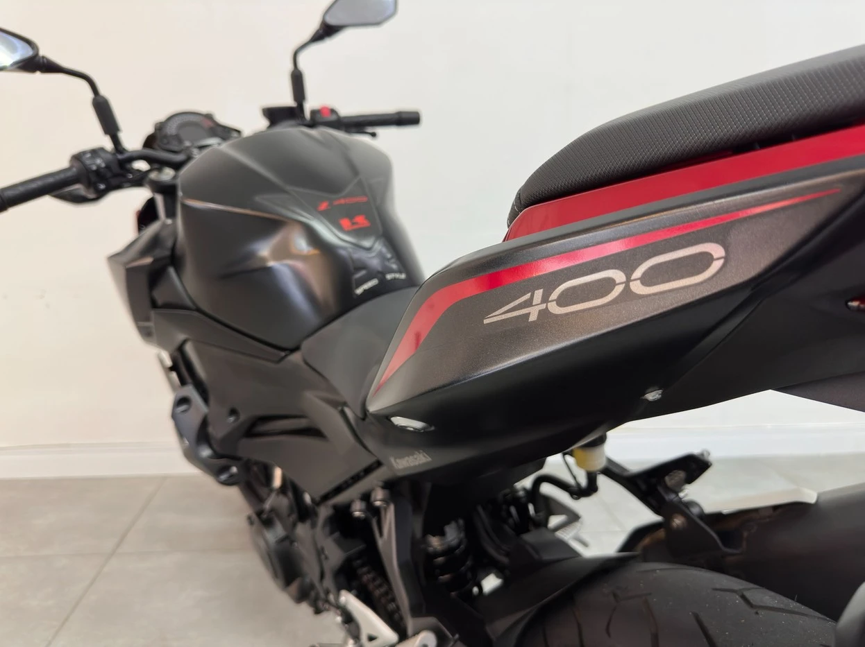 KAWASAKI Z400
