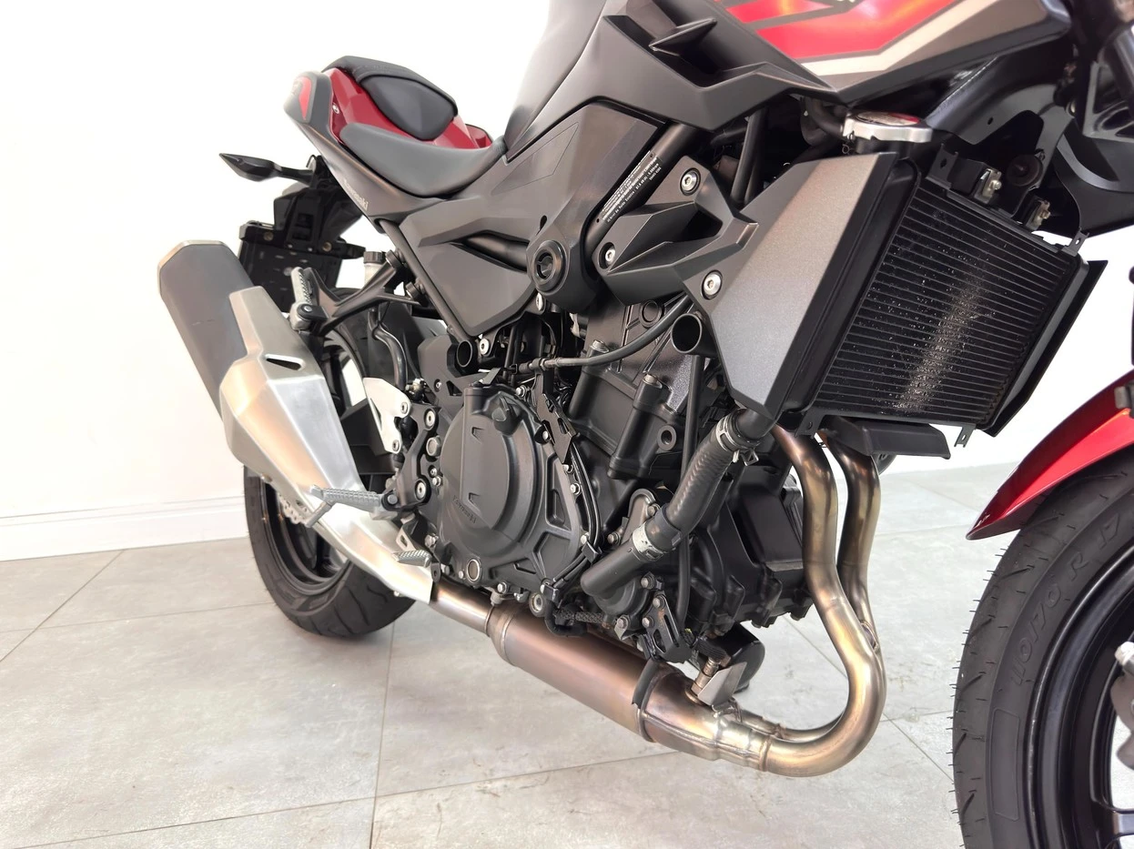 KAWASAKI Z400