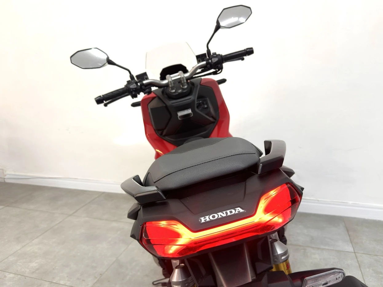 HONDA ADV 150