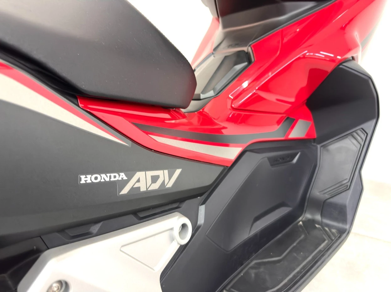 HONDA ADV 150